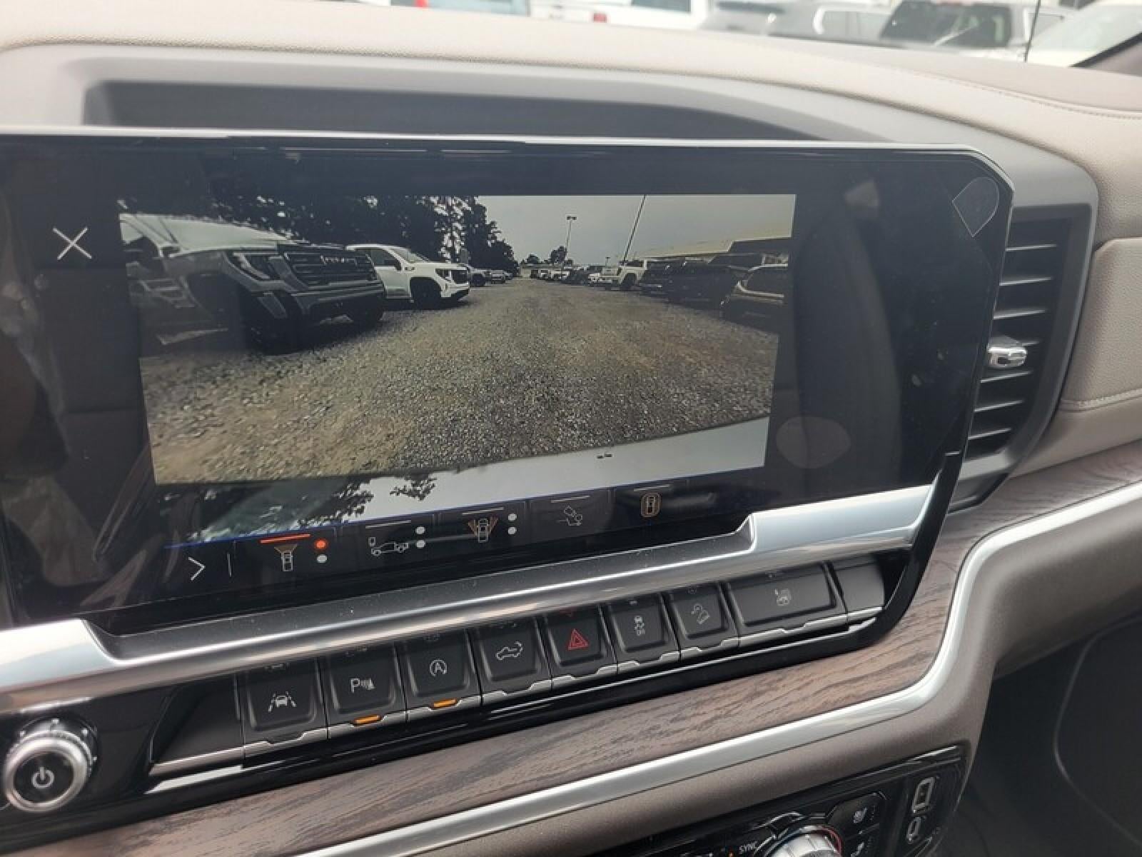 2026 GMC Sierra 1500 Crew Cab Short Box 4-Wheel Drive SLT