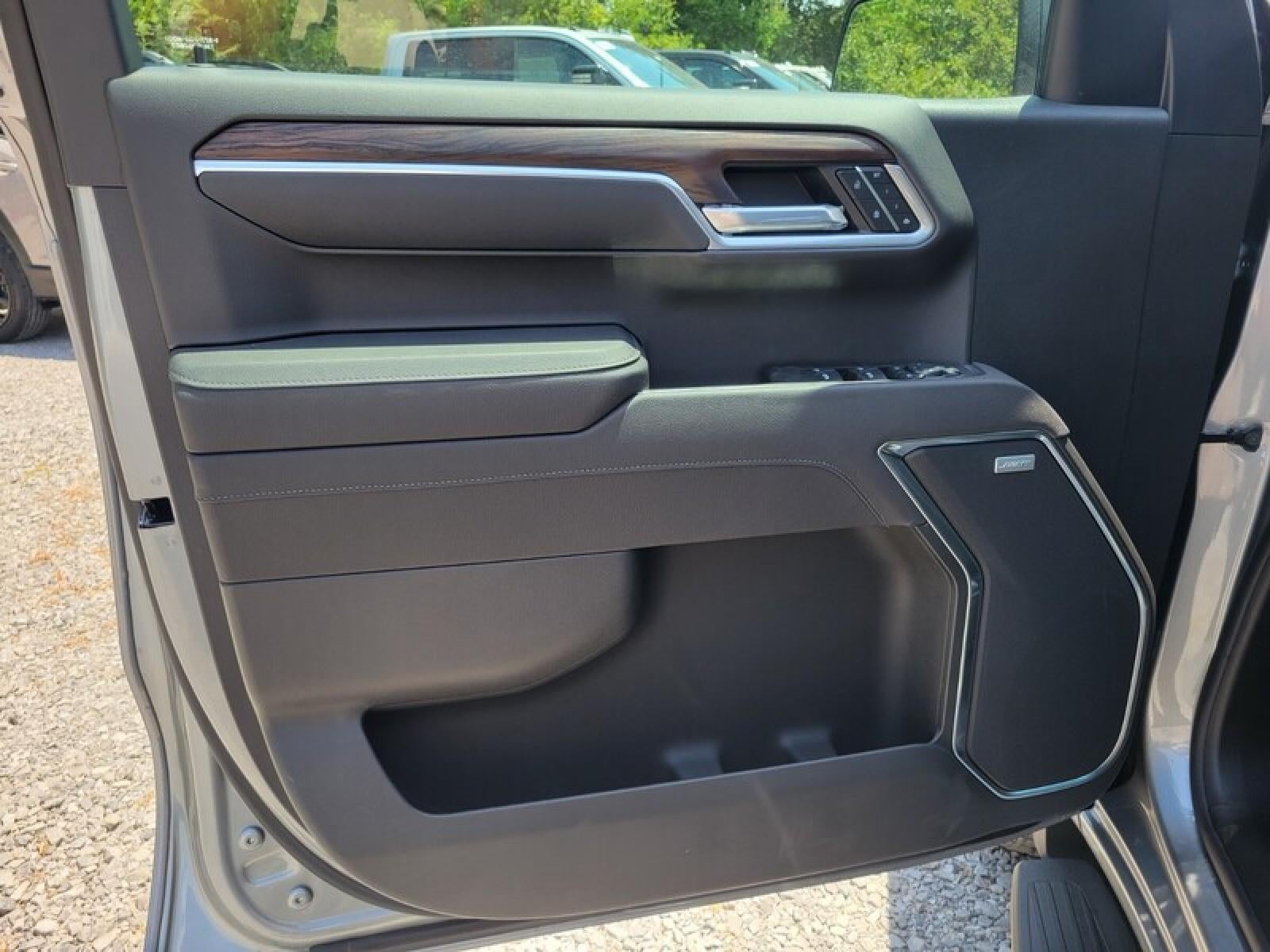 2026 GMC Sierra 1500 Crew Cab Short Box 4-Wheel Drive SLT