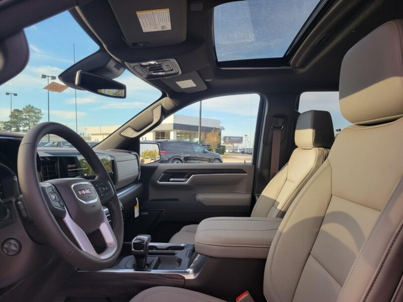 2026 GMC Sierra 1500 Crew Cab Short Box 4-Wheel Drive SLT