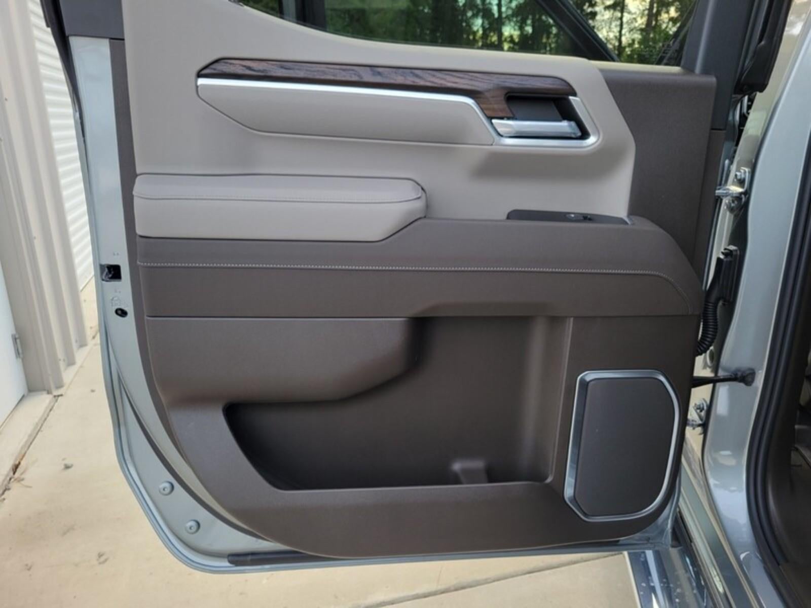 2026 GMC Sierra 1500 Crew Cab Short Box 4-Wheel Drive SLT