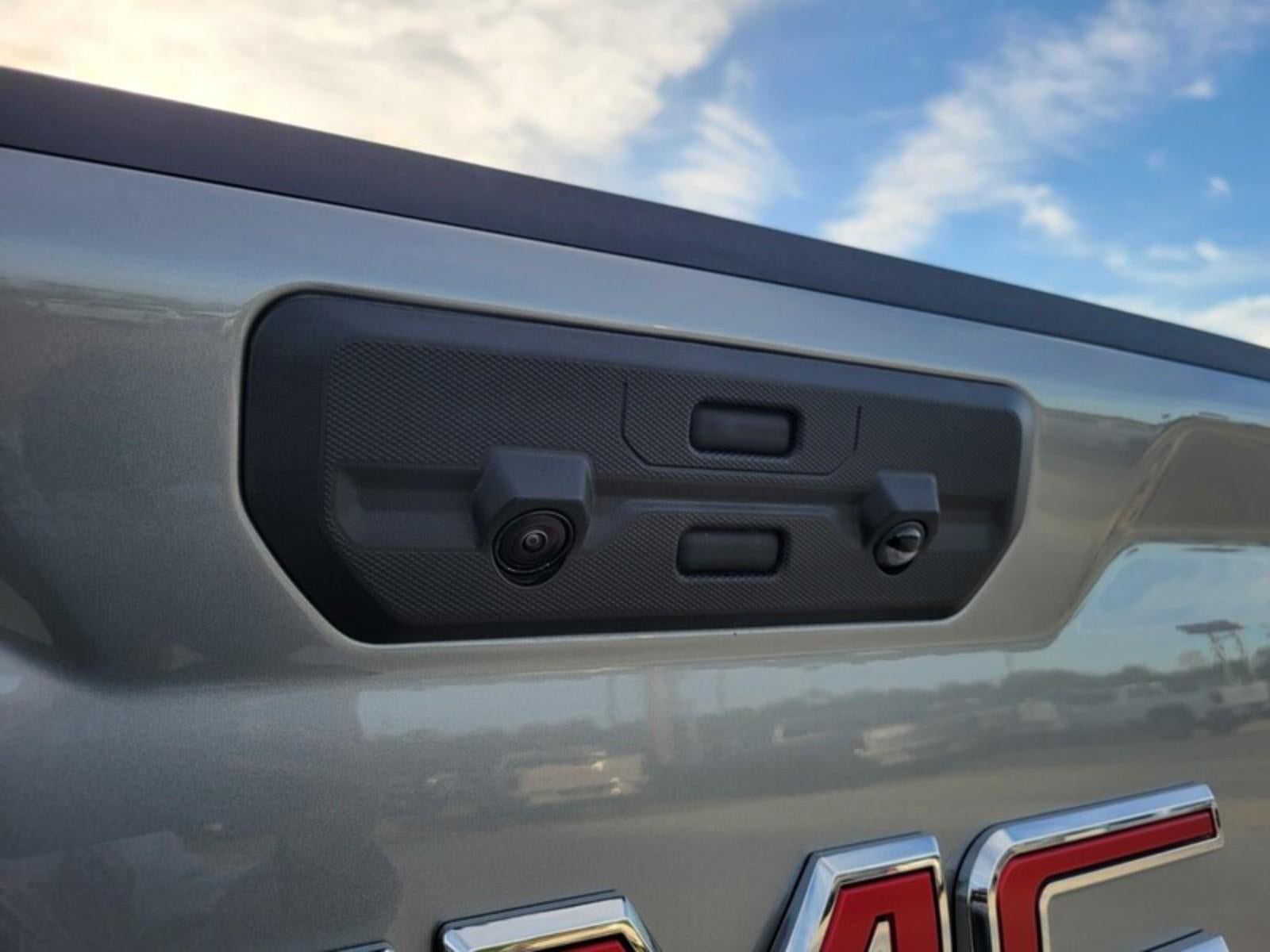 2026 GMC Sierra 1500 Crew Cab Short Box 4-Wheel Drive SLT