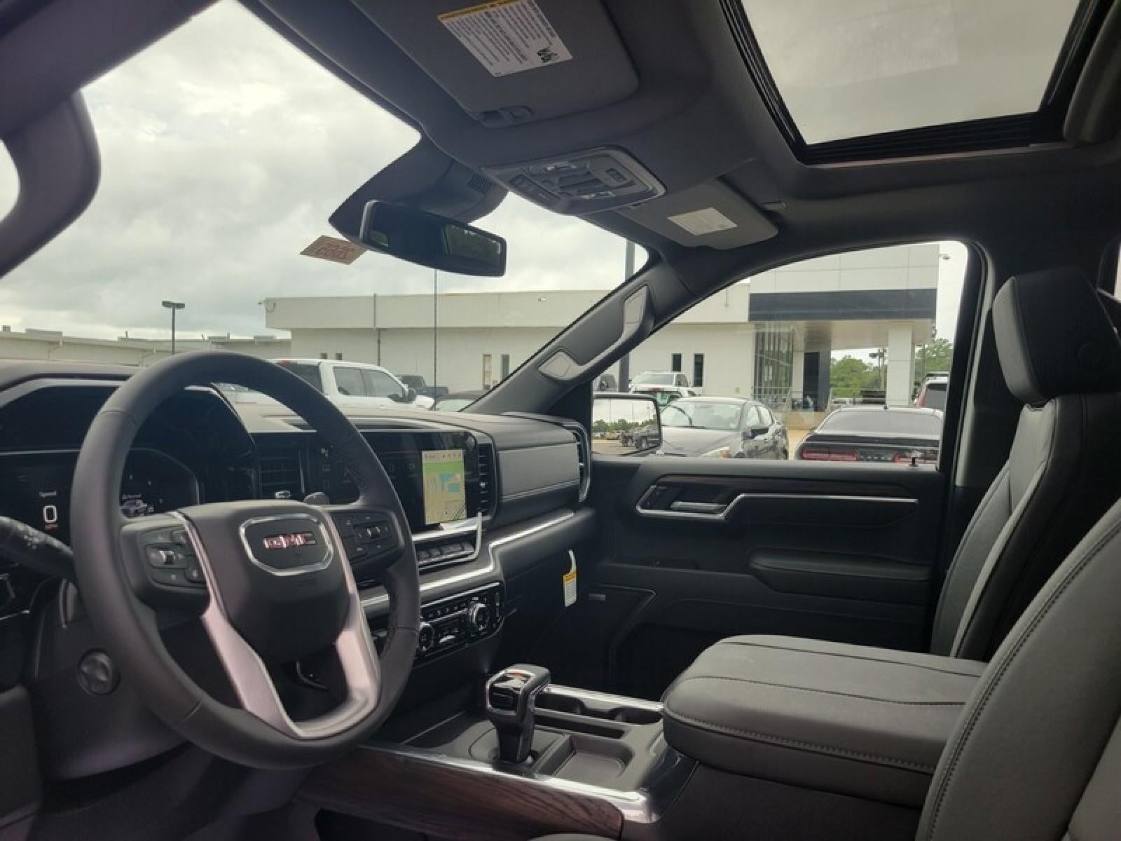 2026 GMC Sierra 1500 Crew Cab Short Box 4-Wheel Drive SLT