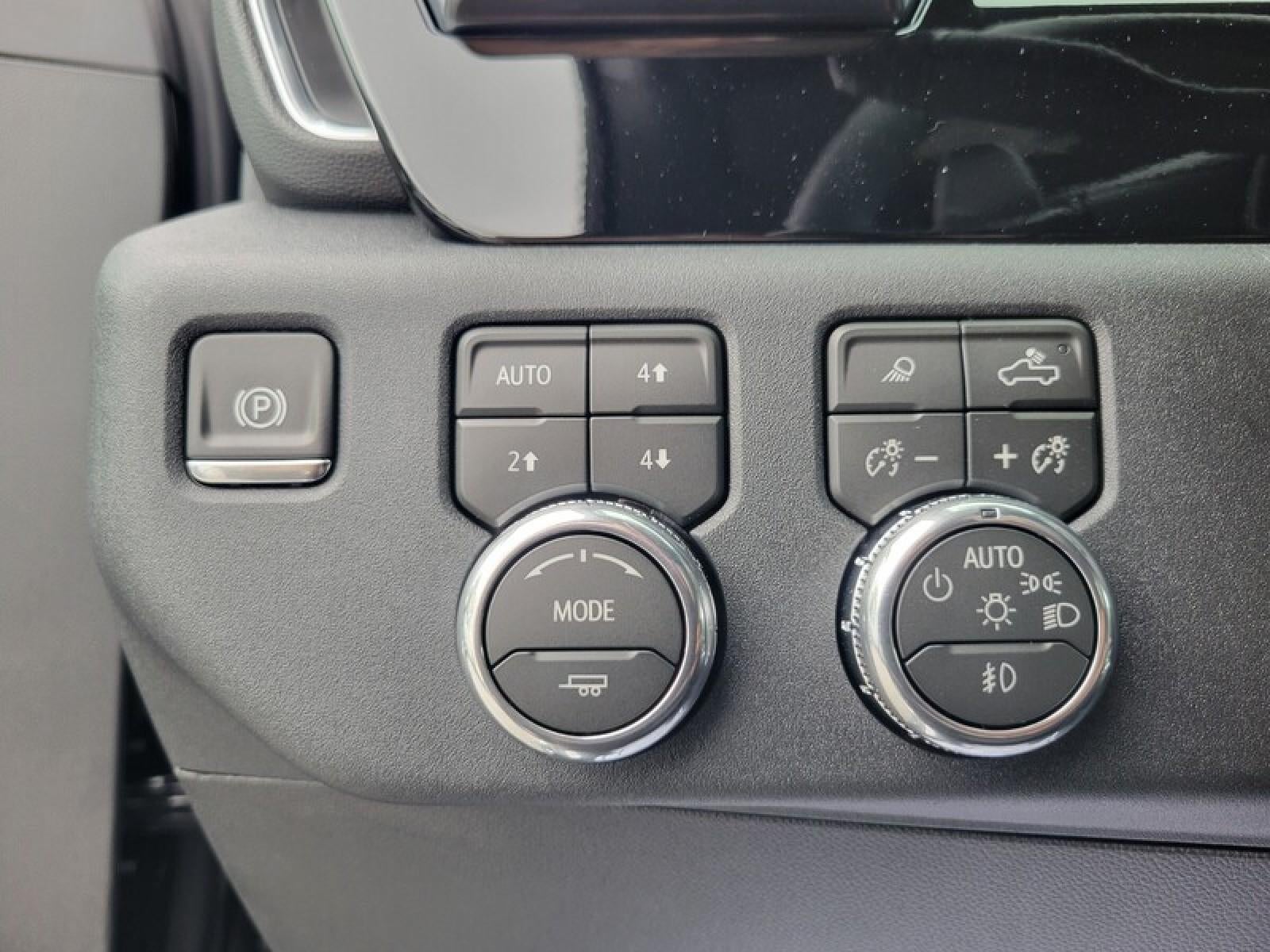2026 GMC Sierra 1500 Crew Cab Short Box 4-Wheel Drive SLT