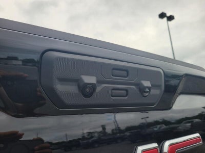 2026 GMC Sierra 1500 Crew Cab Short Box 4-Wheel Drive SLT