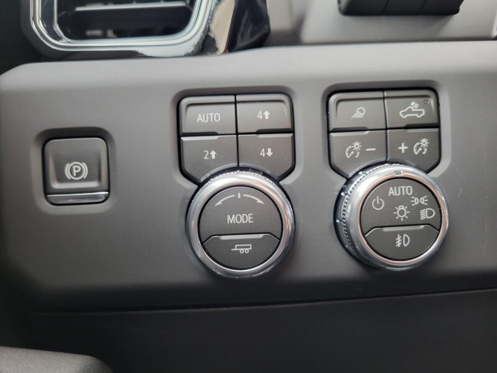 2026 GMC Sierra 1500 Crew Cab Short Box 4-Wheel Drive AT4