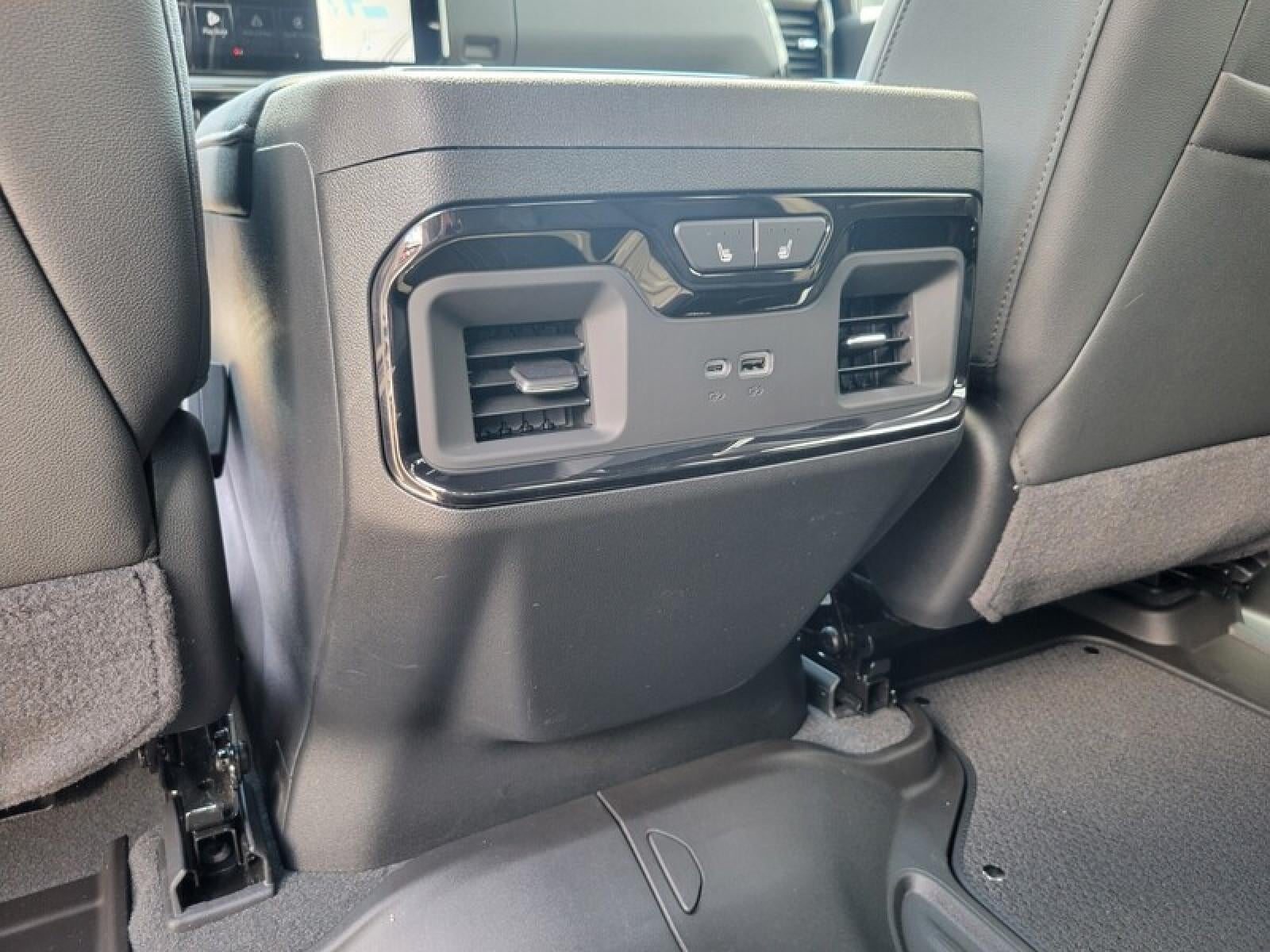 2026 GMC Sierra 1500 Crew Cab Short Box 4-Wheel Drive AT4
