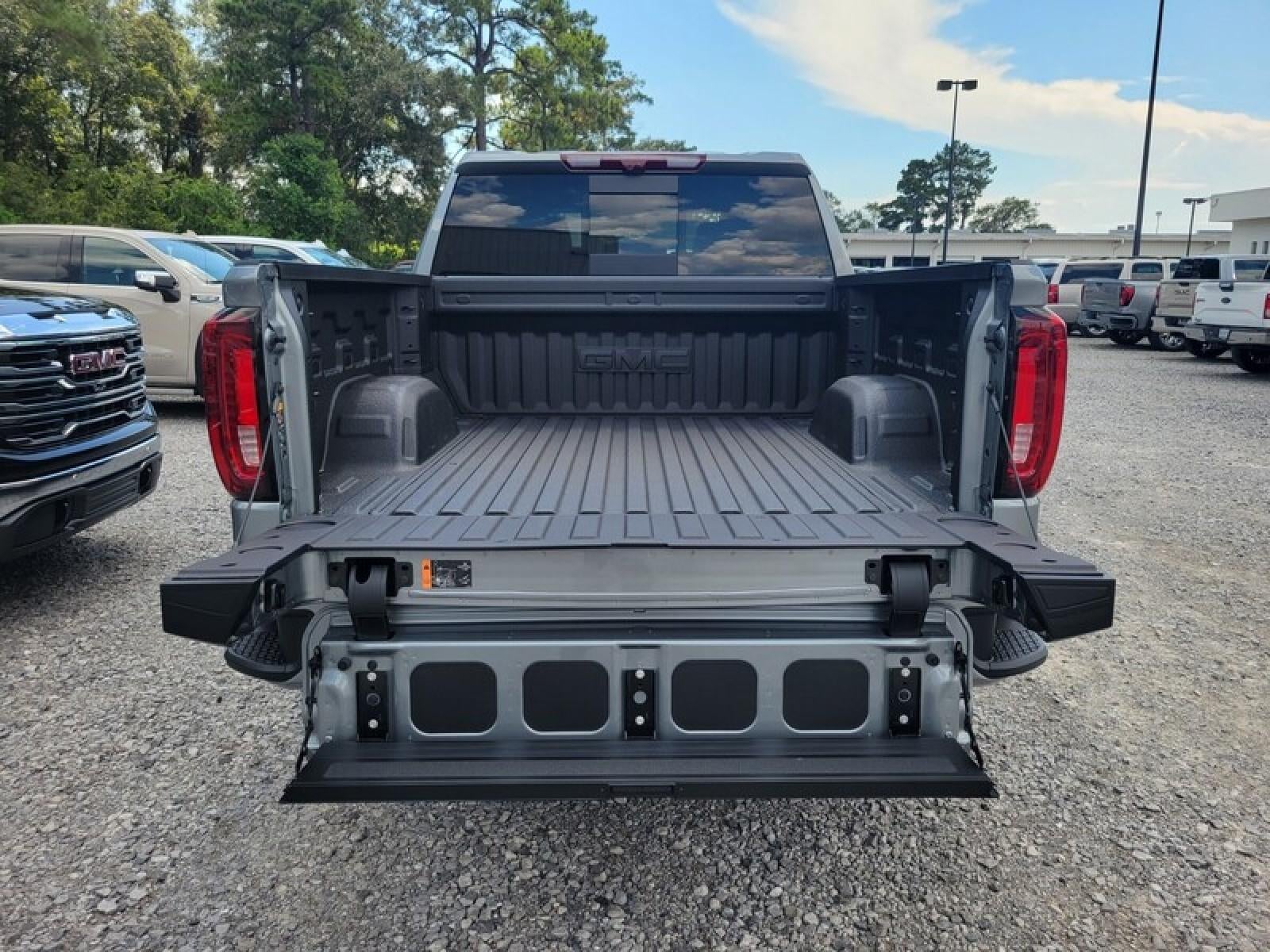 2026 GMC Sierra 1500 Crew Cab Short Box 4-Wheel Drive AT4
