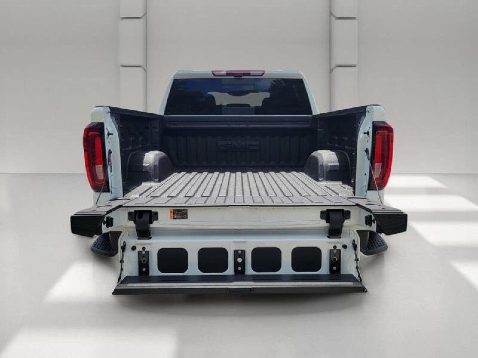 2026 GMC Sierra 1500 Crew Cab Short Box 4-Wheel Drive AT4