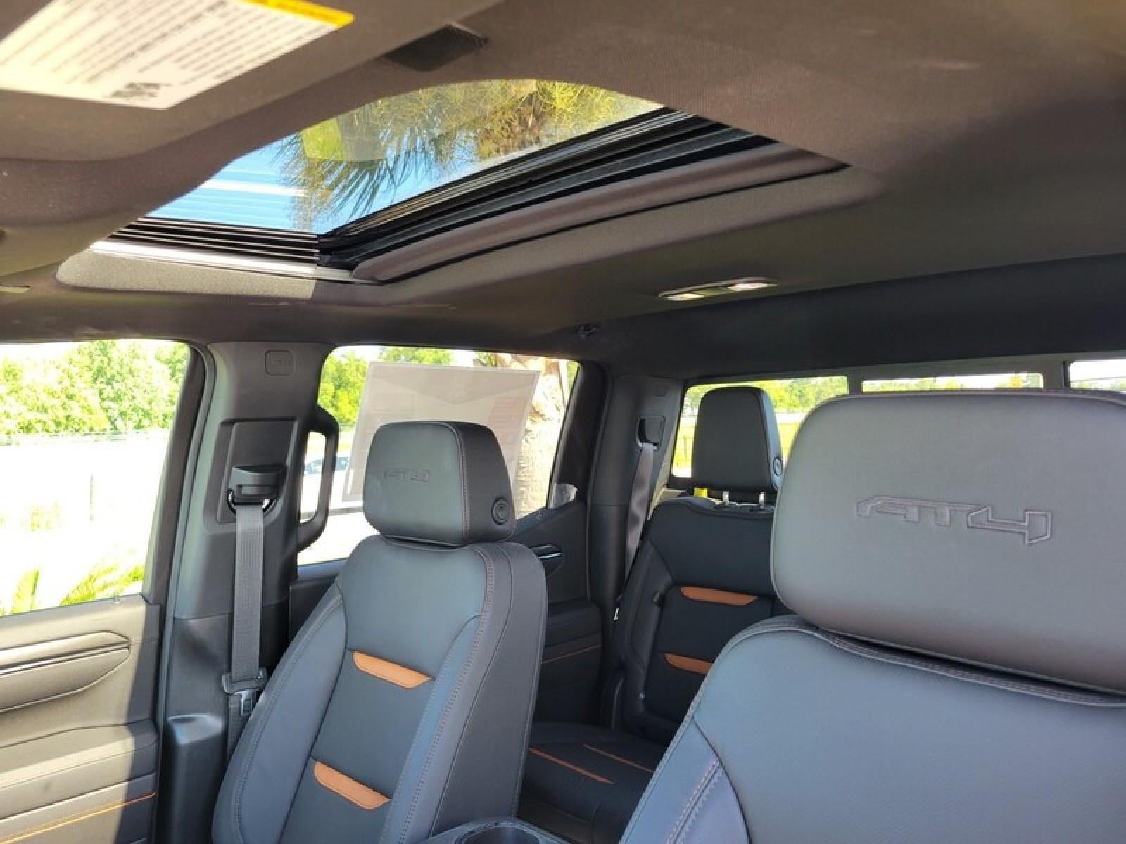 2025 GMC Sierra 1500 Crew Cab Short Box 4-Wheel Drive AT4