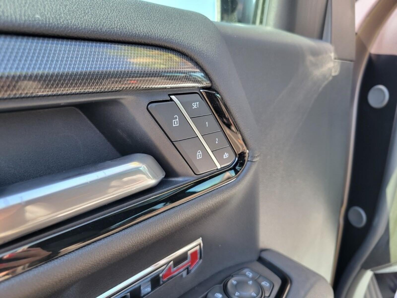 2025 GMC Sierra 1500 Crew Cab Short Box 4-Wheel Drive AT4