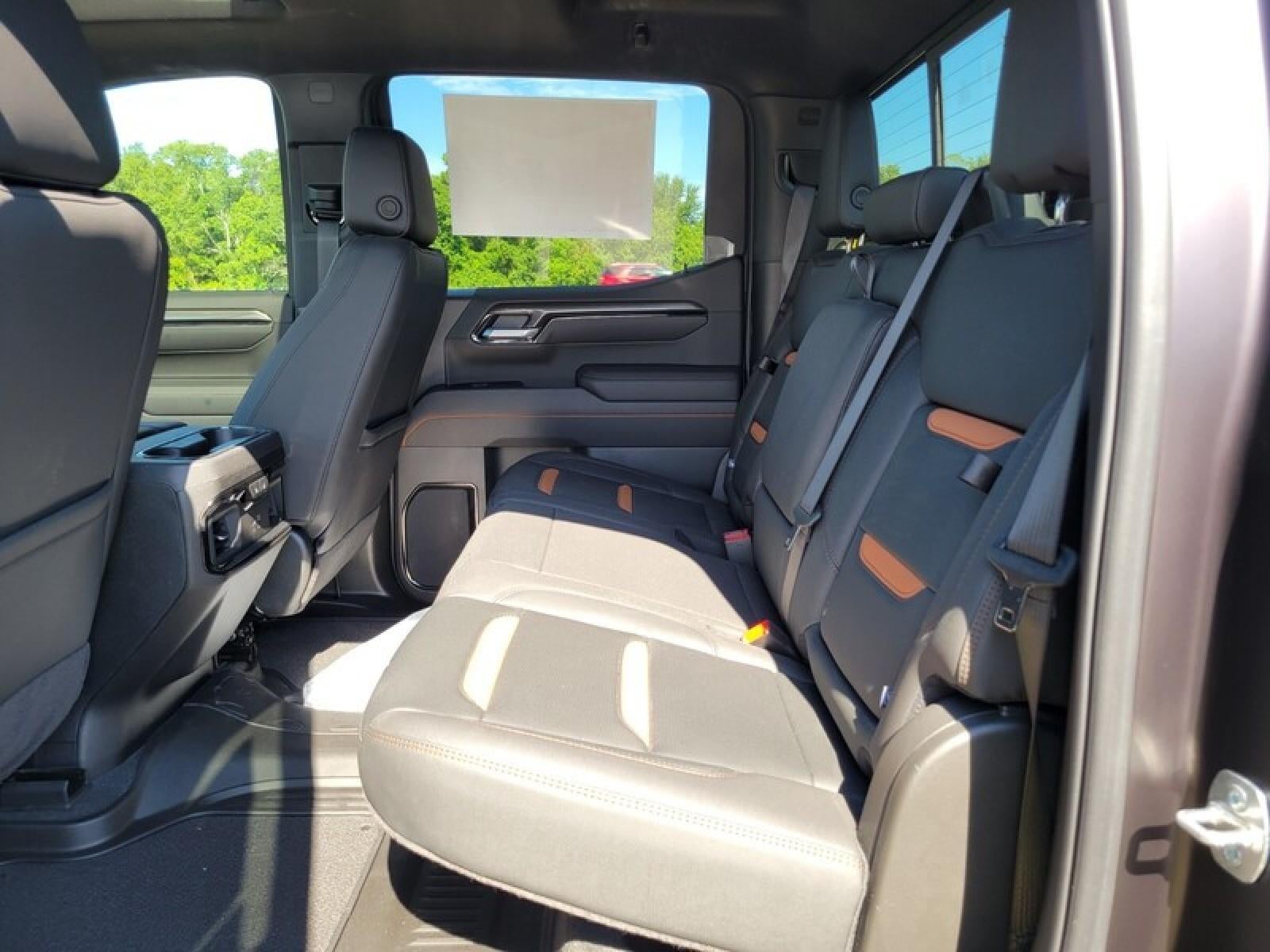 2025 GMC Sierra 1500 Crew Cab Short Box 4-Wheel Drive AT4