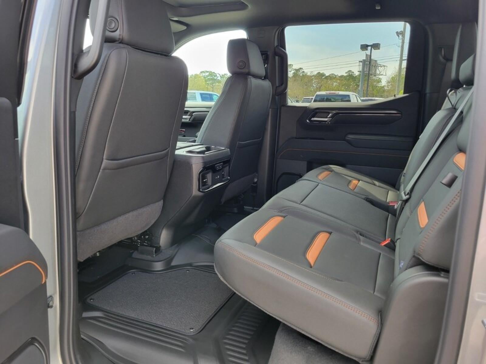 2026 GMC Sierra 1500 Crew Cab Short Box 4-Wheel Drive AT4