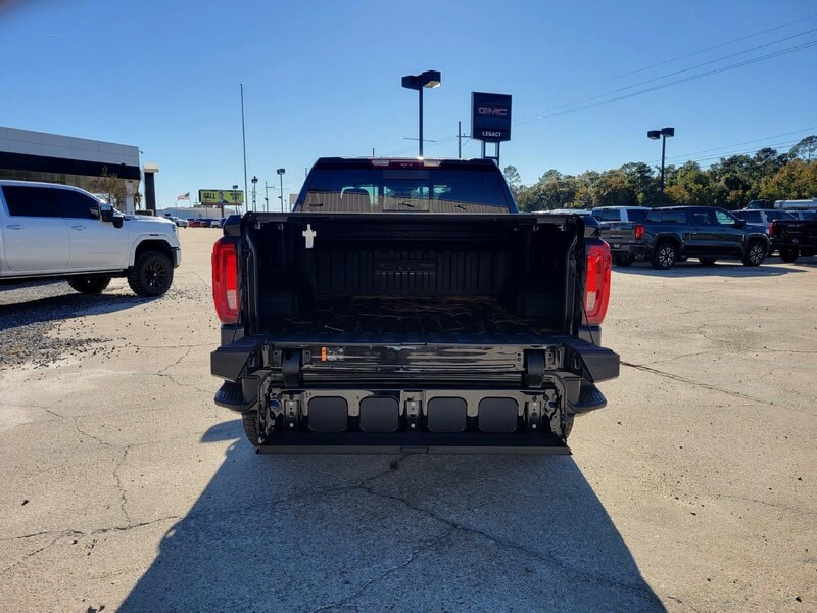 2026 GMC Sierra 1500 Crew Cab Short Box 4-Wheel Drive AT4