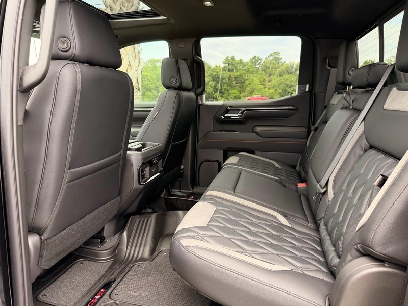 2026 GMC Sierra 1500 Crew Cab Short Box 4-Wheel Drive AT4