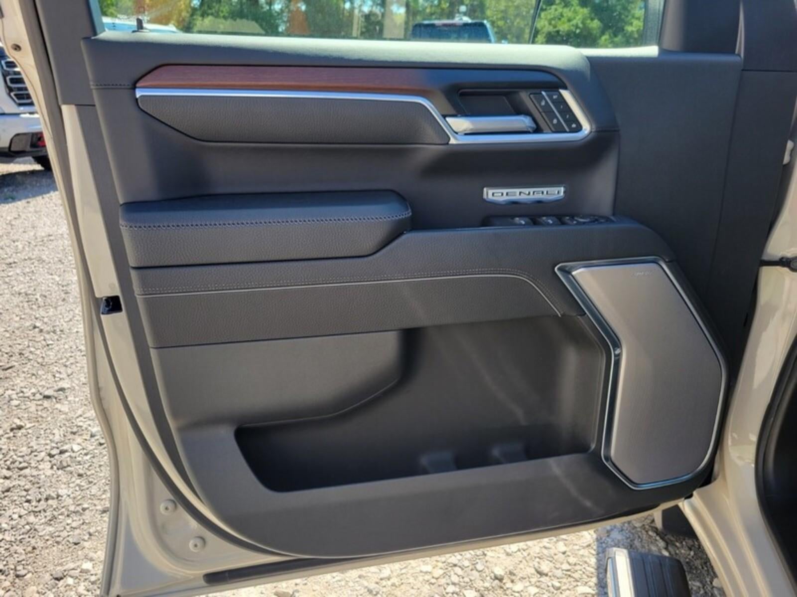 2026 GMC Sierra 1500 Crew Cab Short Box 4-Wheel Drive Denali
