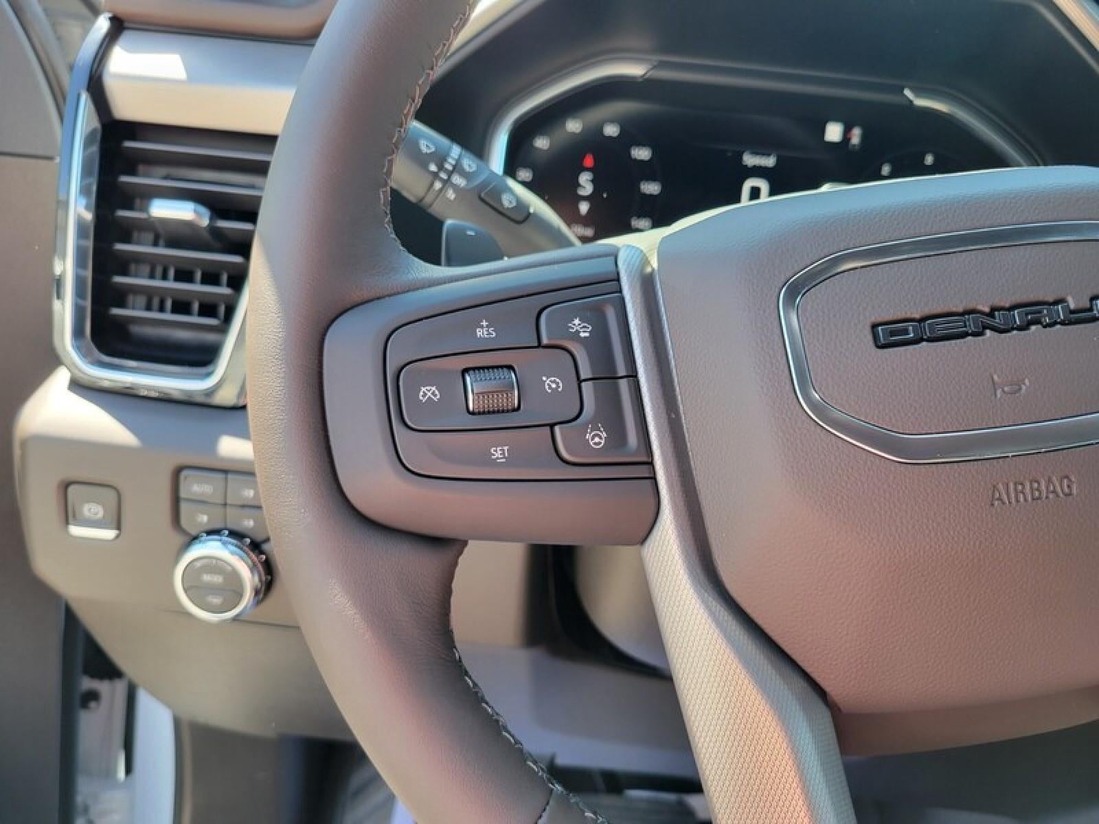 2026 GMC Sierra 1500 Crew Cab Short Box 4-Wheel Drive Denali