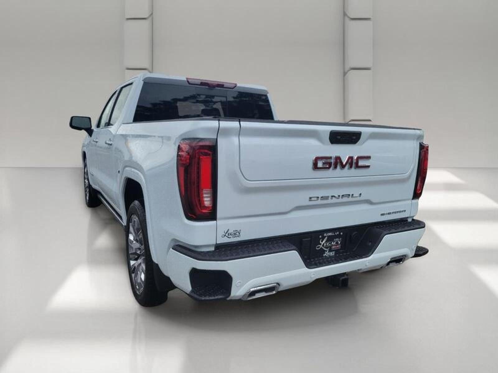 2026 GMC Sierra 1500 Crew Cab Short Box 4-Wheel Drive Denali