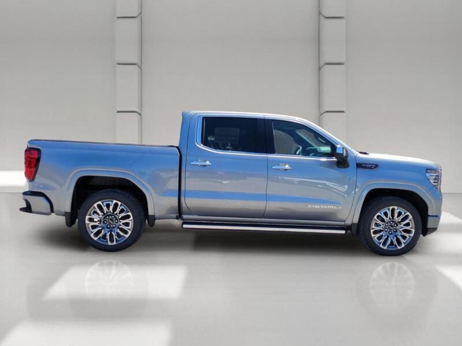 2026 GMC Sierra 1500 Crew Cab Short Box 4-Wheel Drive Denali Ultimate