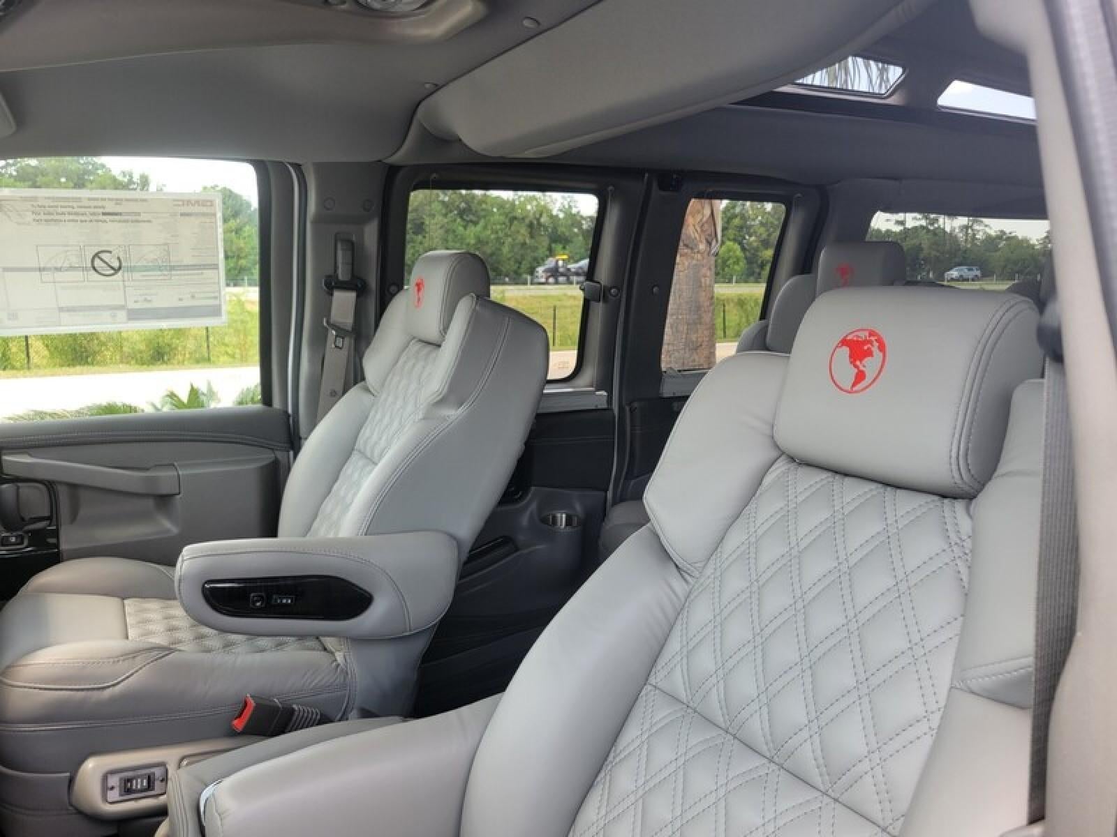 2025 GMC Savana Cargo 2500 2500 Extended Wheelbase Rear-Wheel Drive