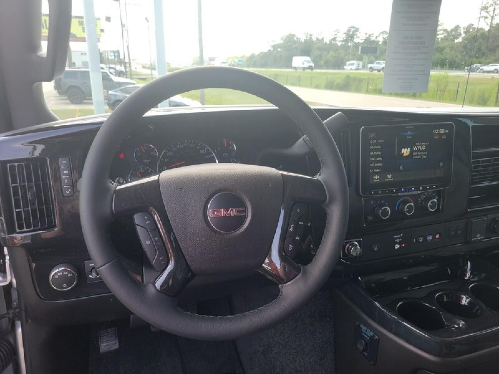 2025 GMC Savana Cargo 2500 2500 Extended Wheelbase Rear-Wheel Drive