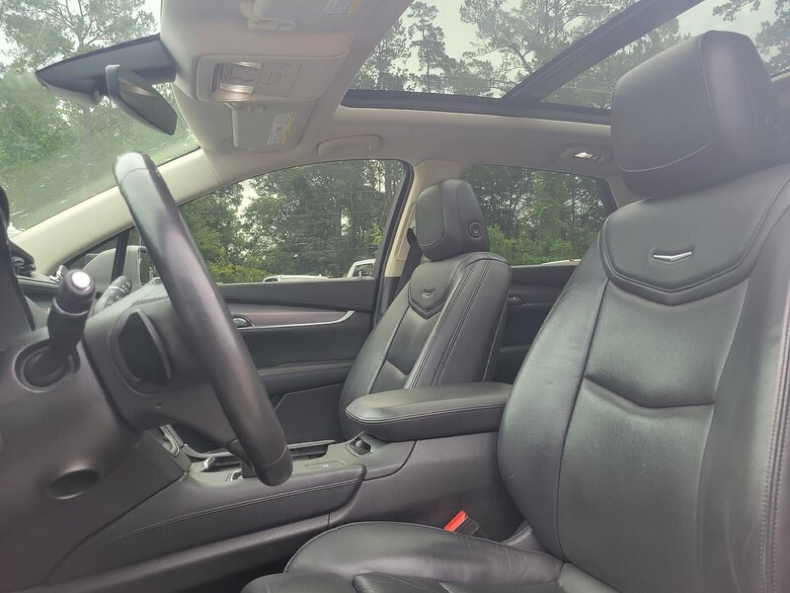 2017 Cadillac XT5 Luxury FWD