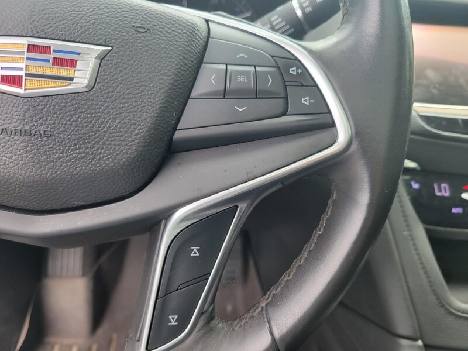 2017 Cadillac XT5 Luxury FWD