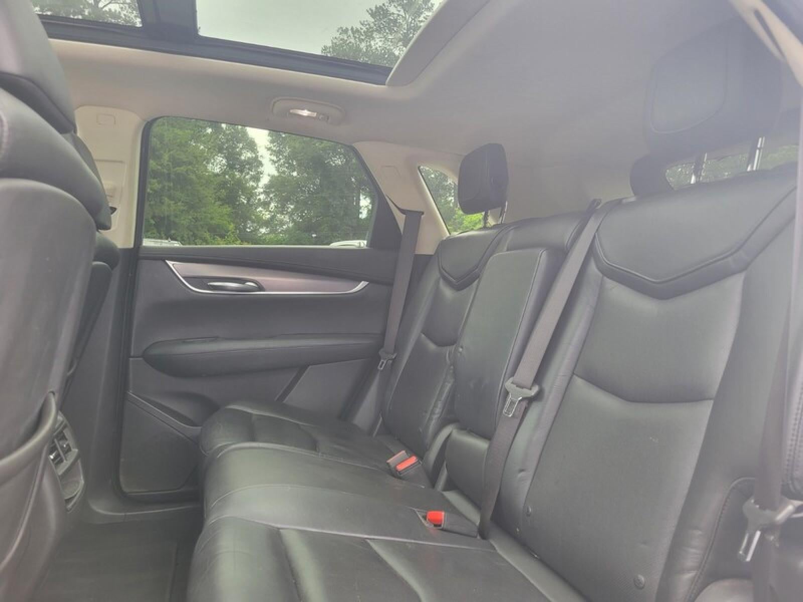 2017 Cadillac XT5 Luxury FWD