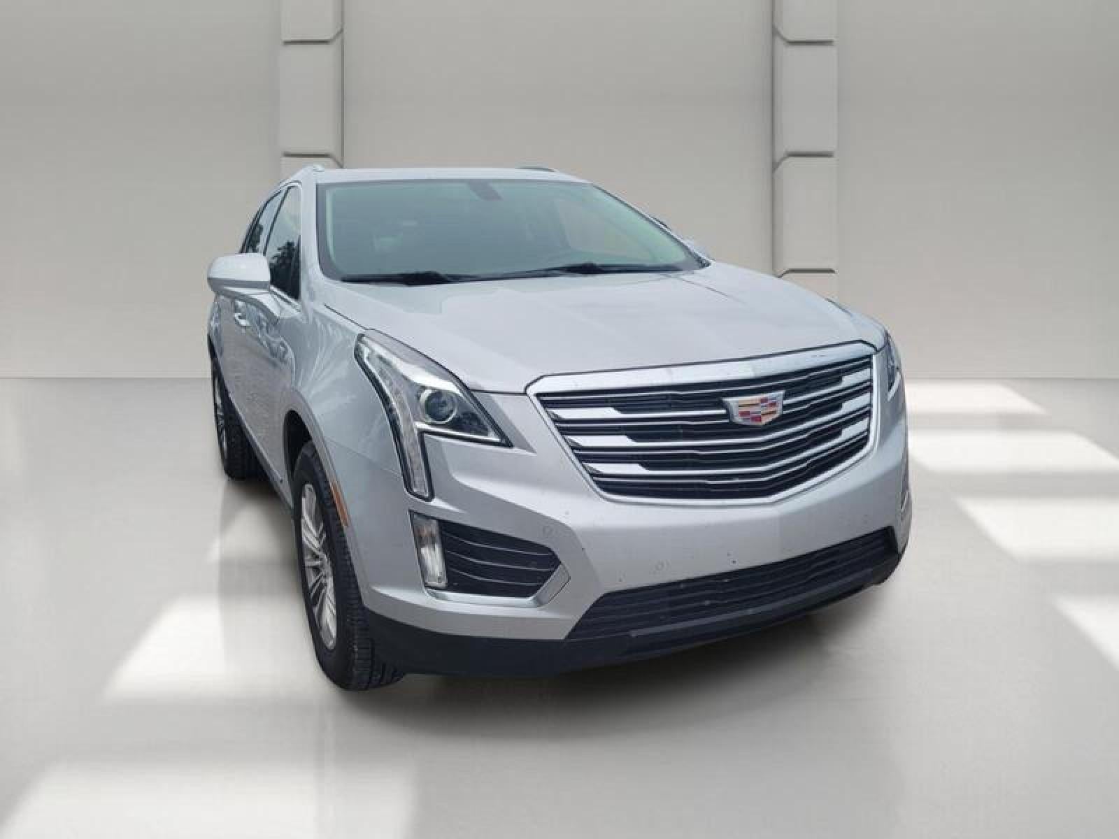2017 Cadillac XT5 Luxury FWD