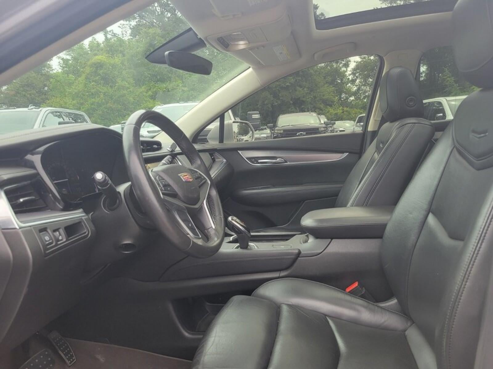 2017 Cadillac XT5 Luxury FWD