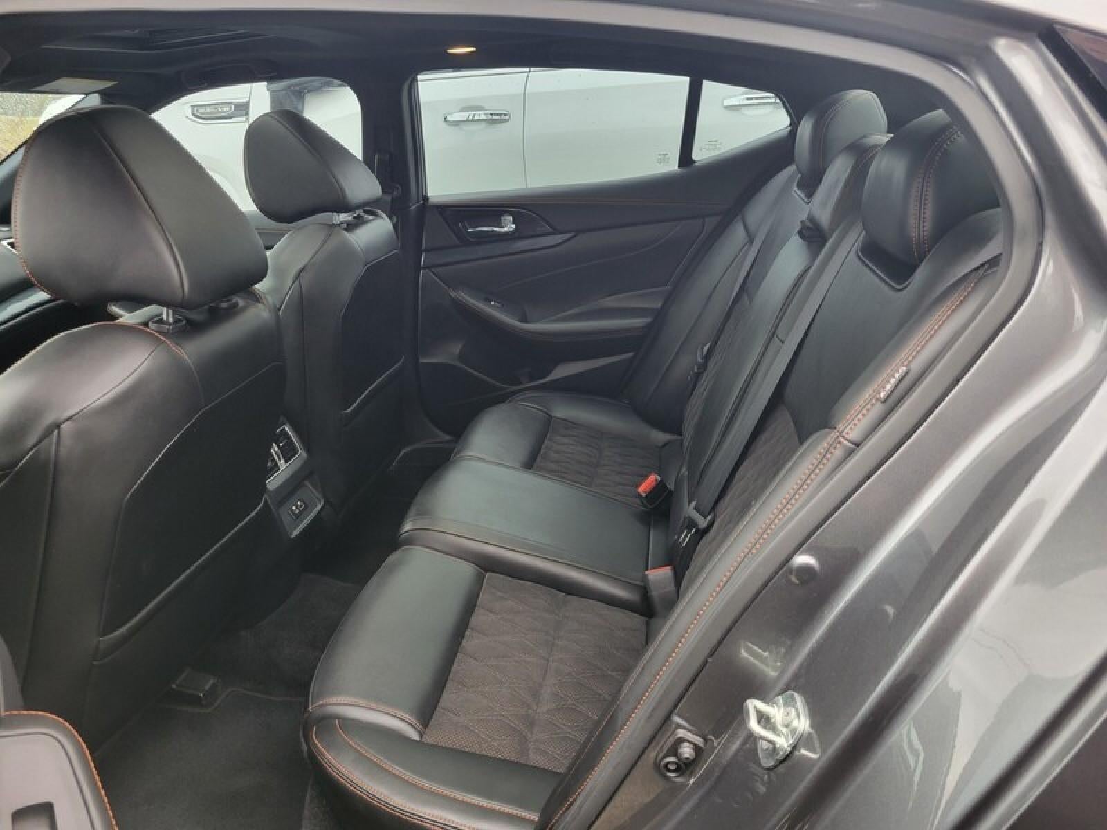 2023 Nissan Maxima SR