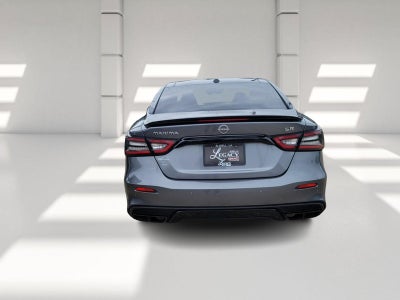 2023 Nissan Maxima SR