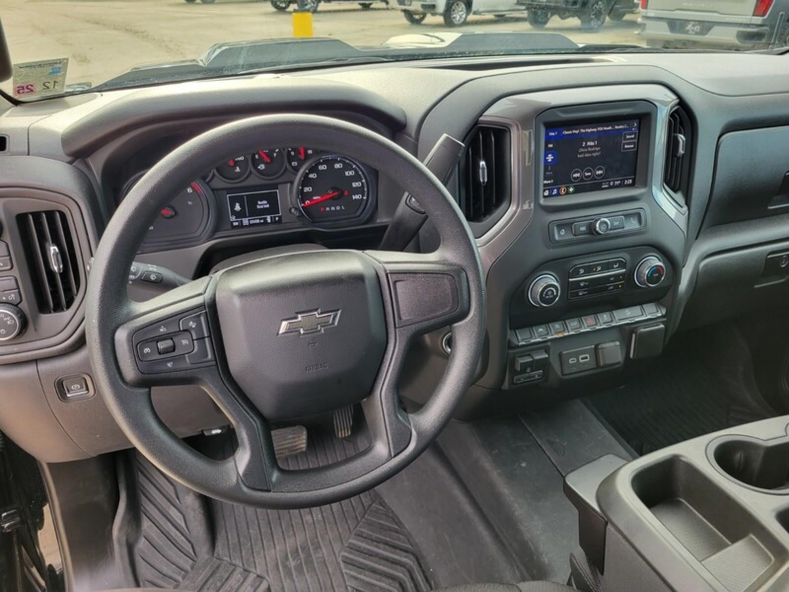 2023 Chevrolet Silverado 1500 Custom Trail Boss