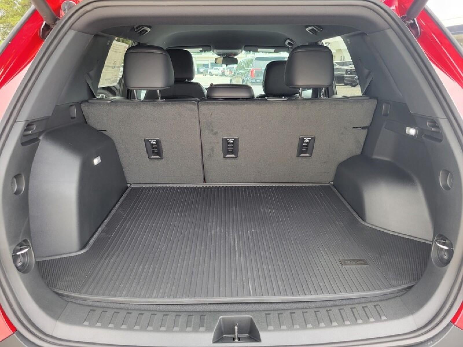 2027 GMC Terrain FWD 4dr Elevation