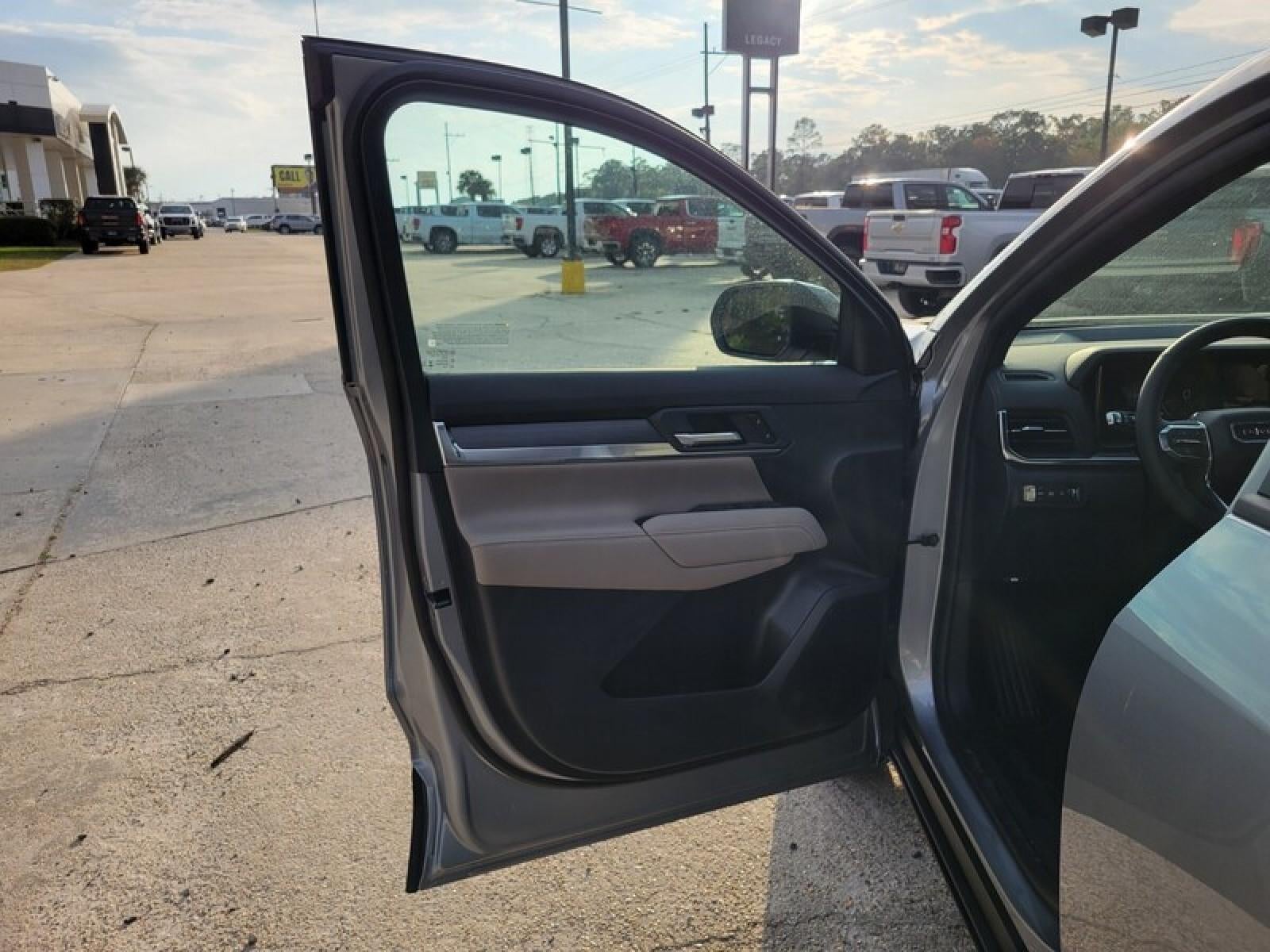 2026 GMC Terrain FWD 4dr Elevation