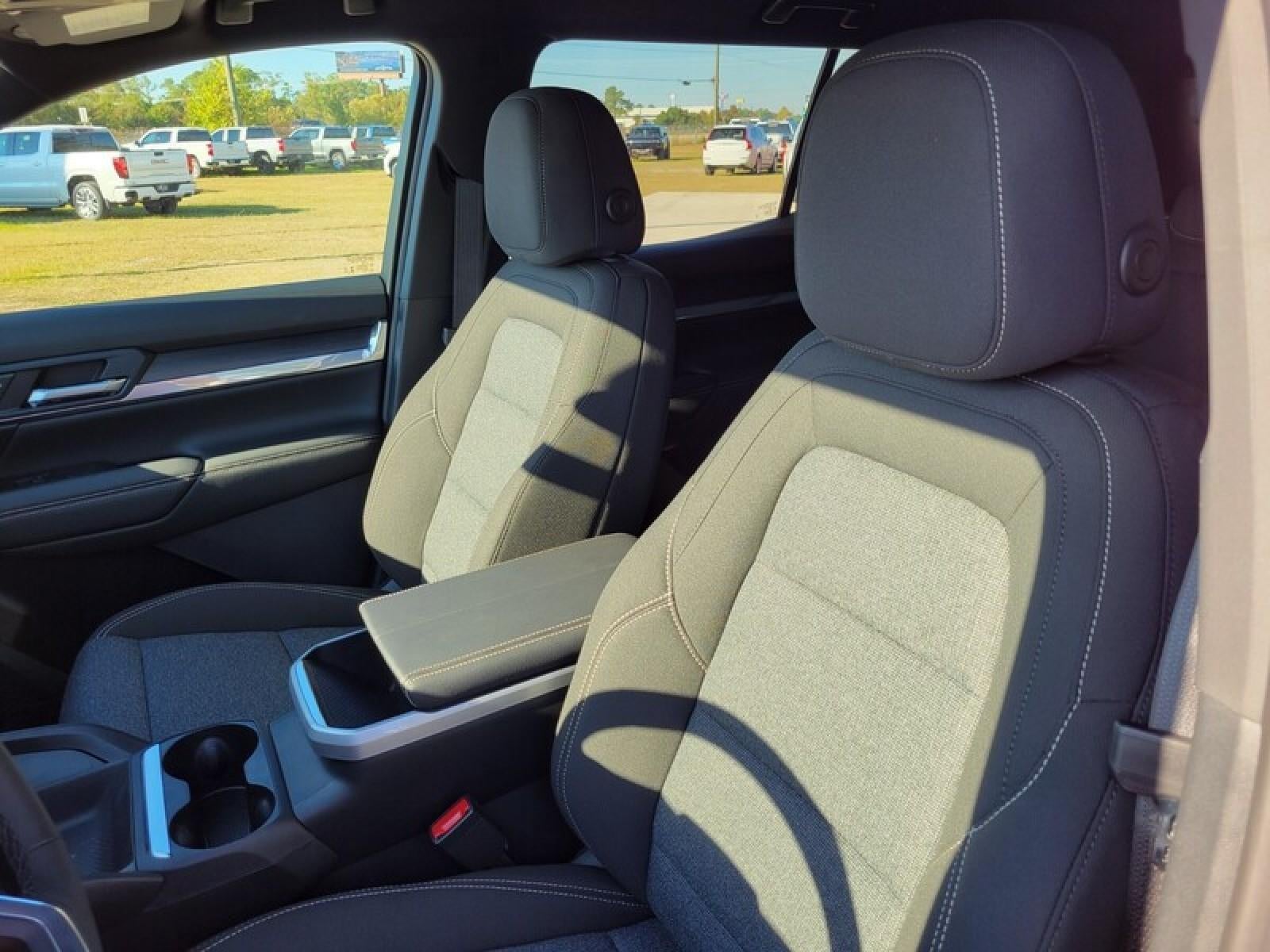 2026 GMC Terrain FWD 4dr Elevation