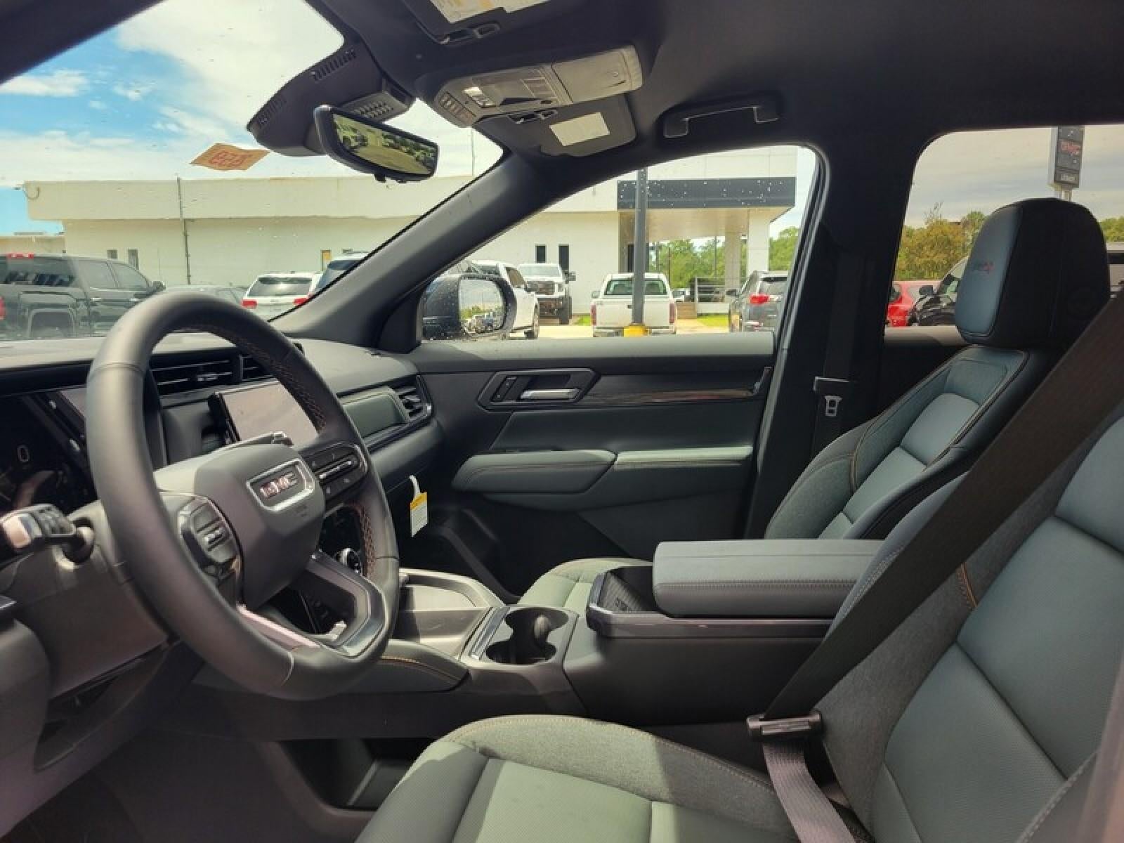 2027 GMC Terrain AWD 4dr AT4