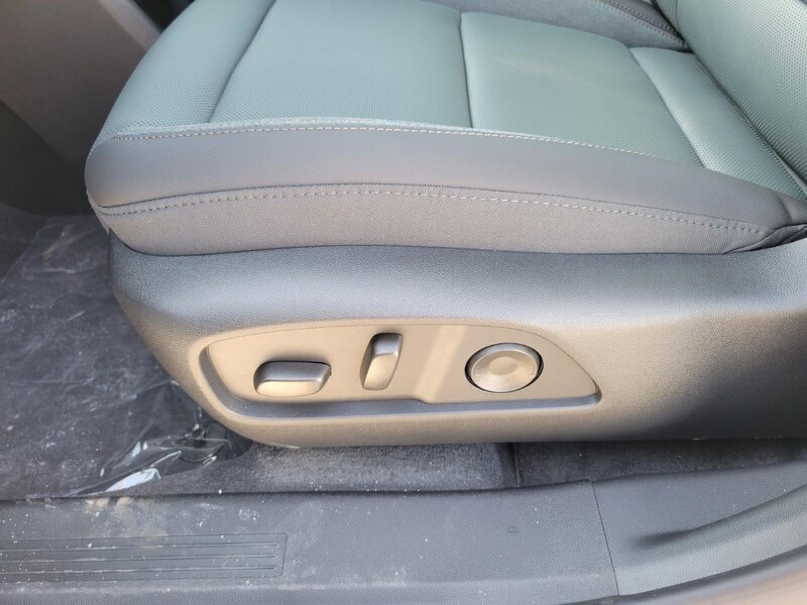 2026 GMC Terrain AWD 4dr AT4