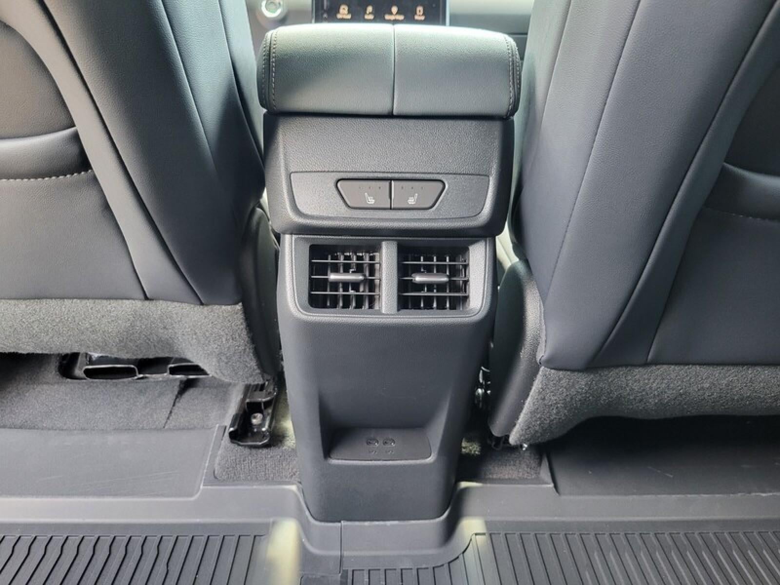 2027 GMC Terrain AWD 4dr AT4