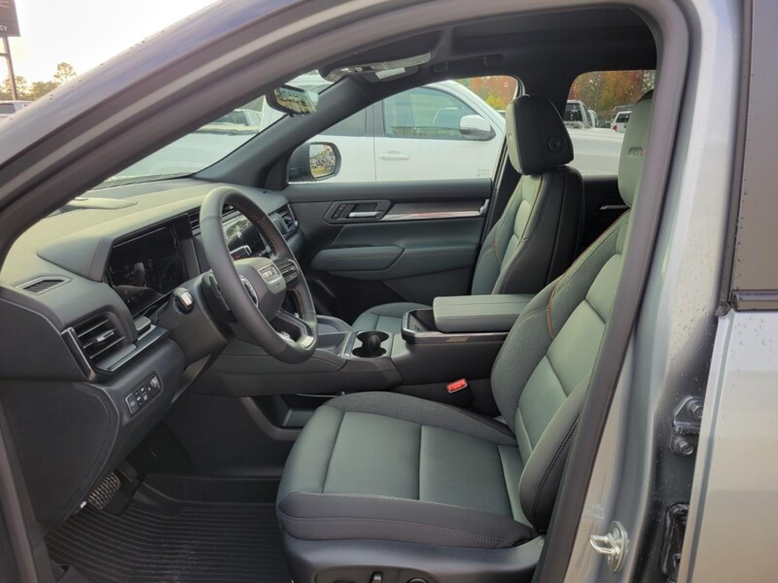 2026 GMC Terrain AWD 4dr AT4