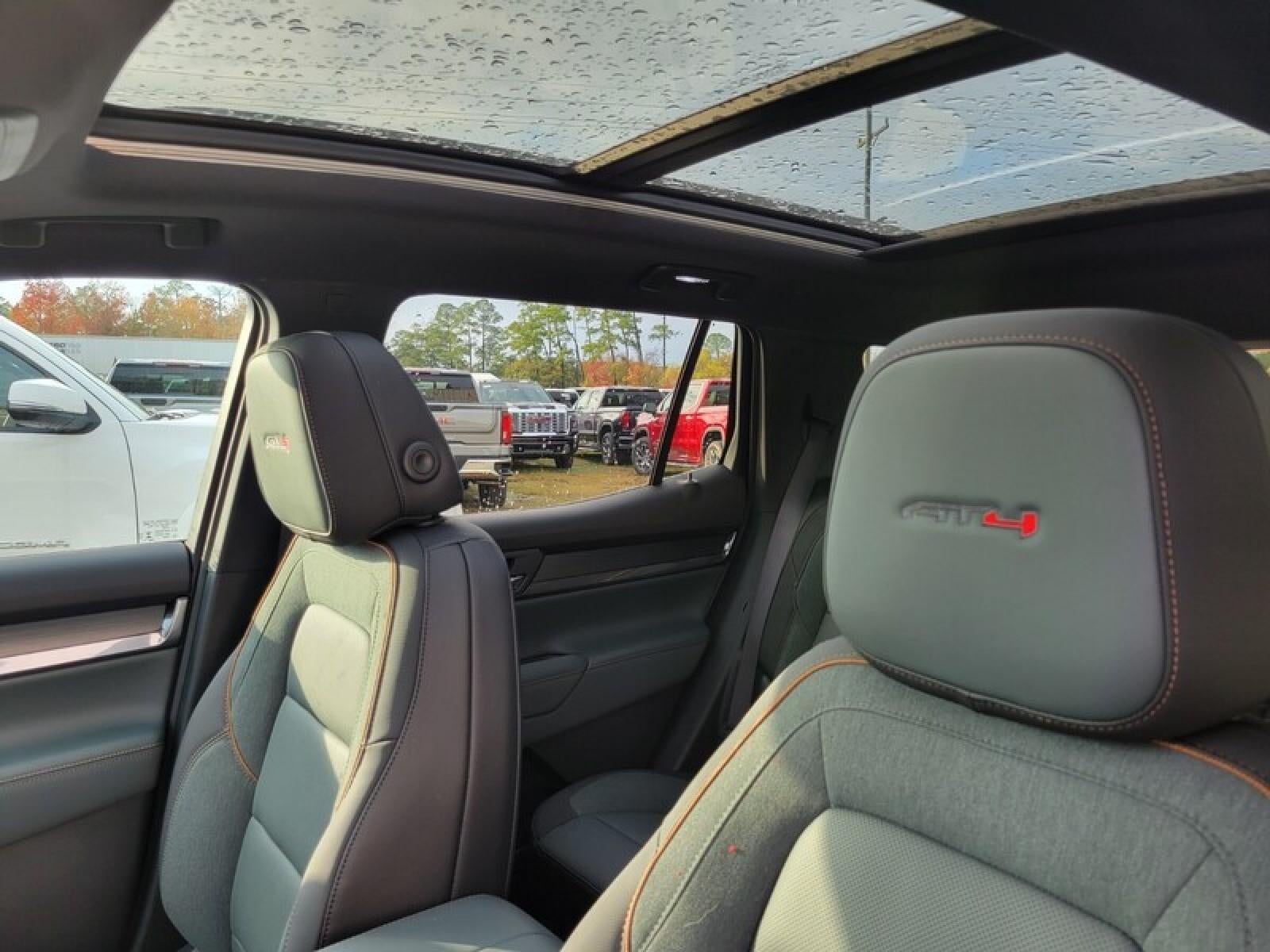 2026 GMC Terrain AWD 4dr AT4