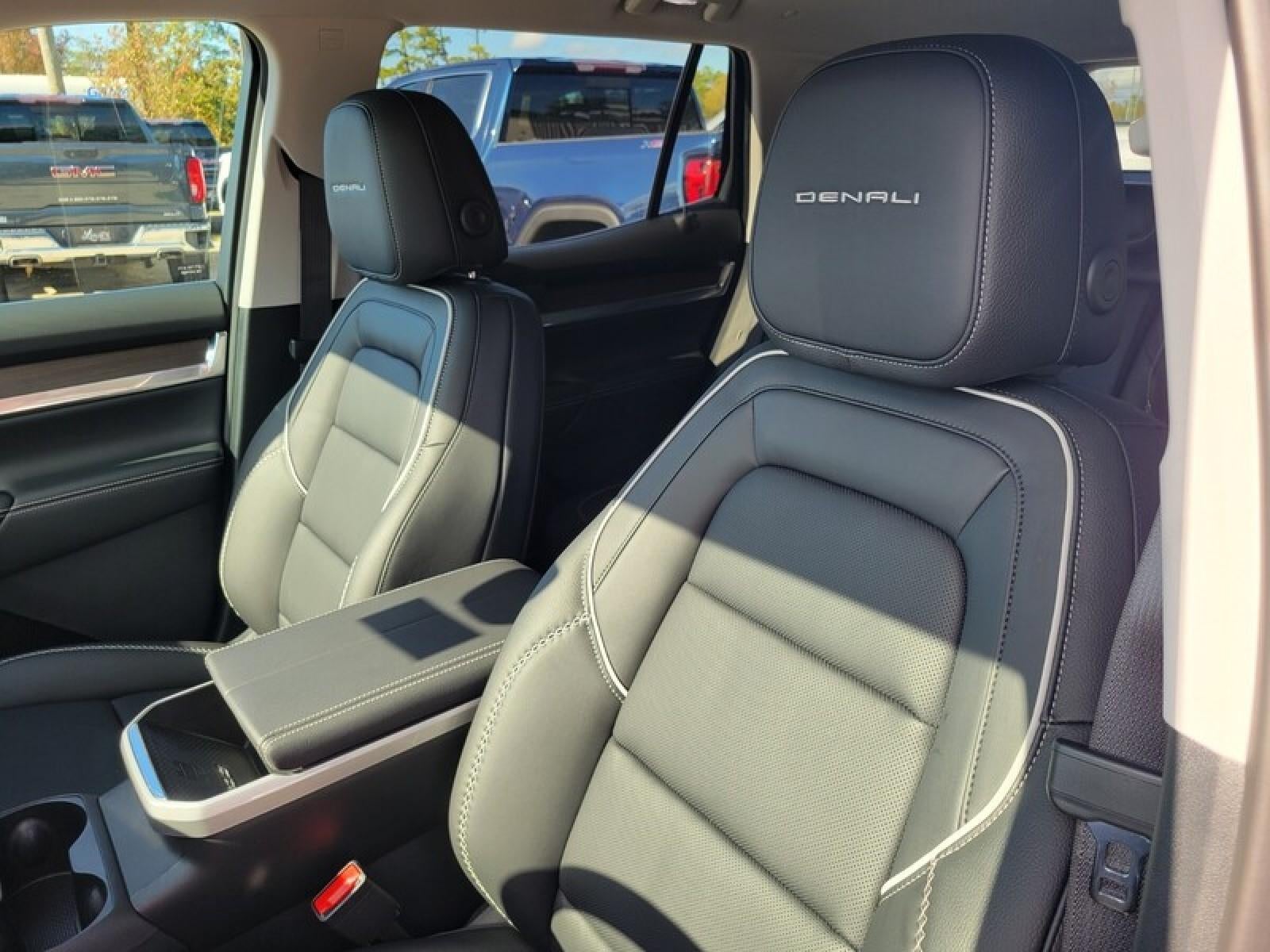 2026 GMC Terrain AWD 4dr Denali