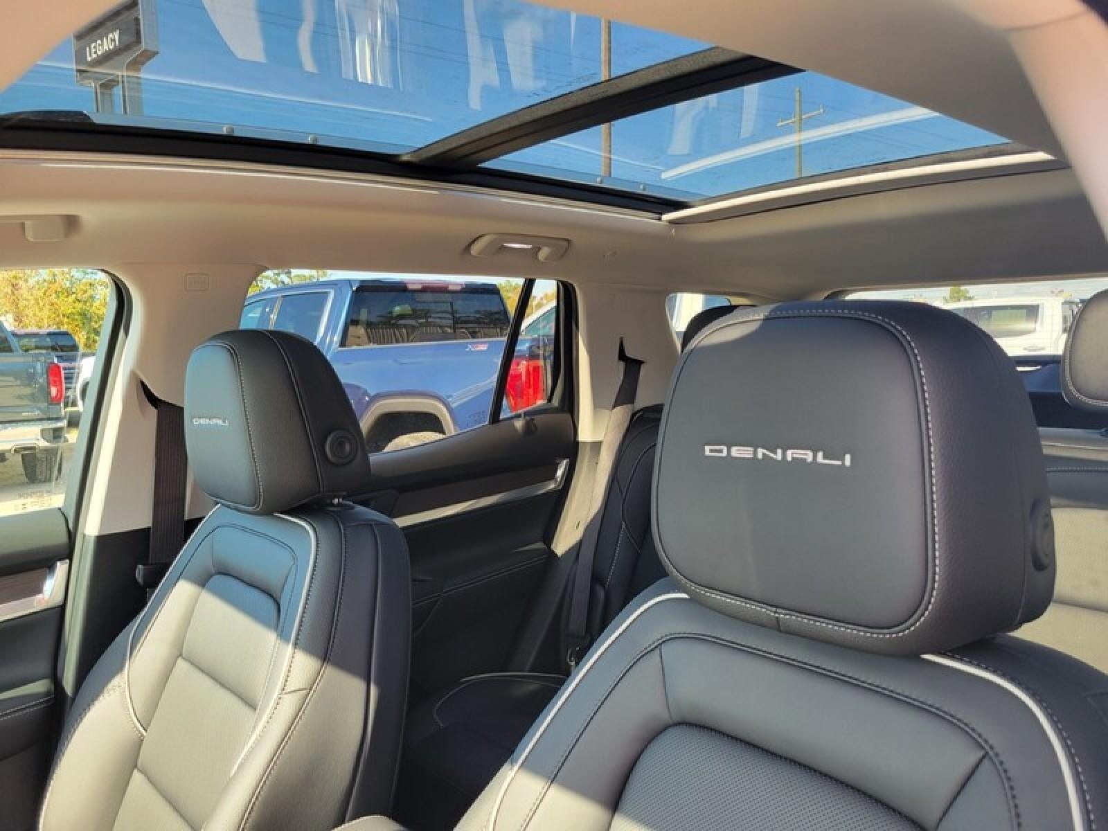 2026 GMC Terrain AWD 4dr Denali