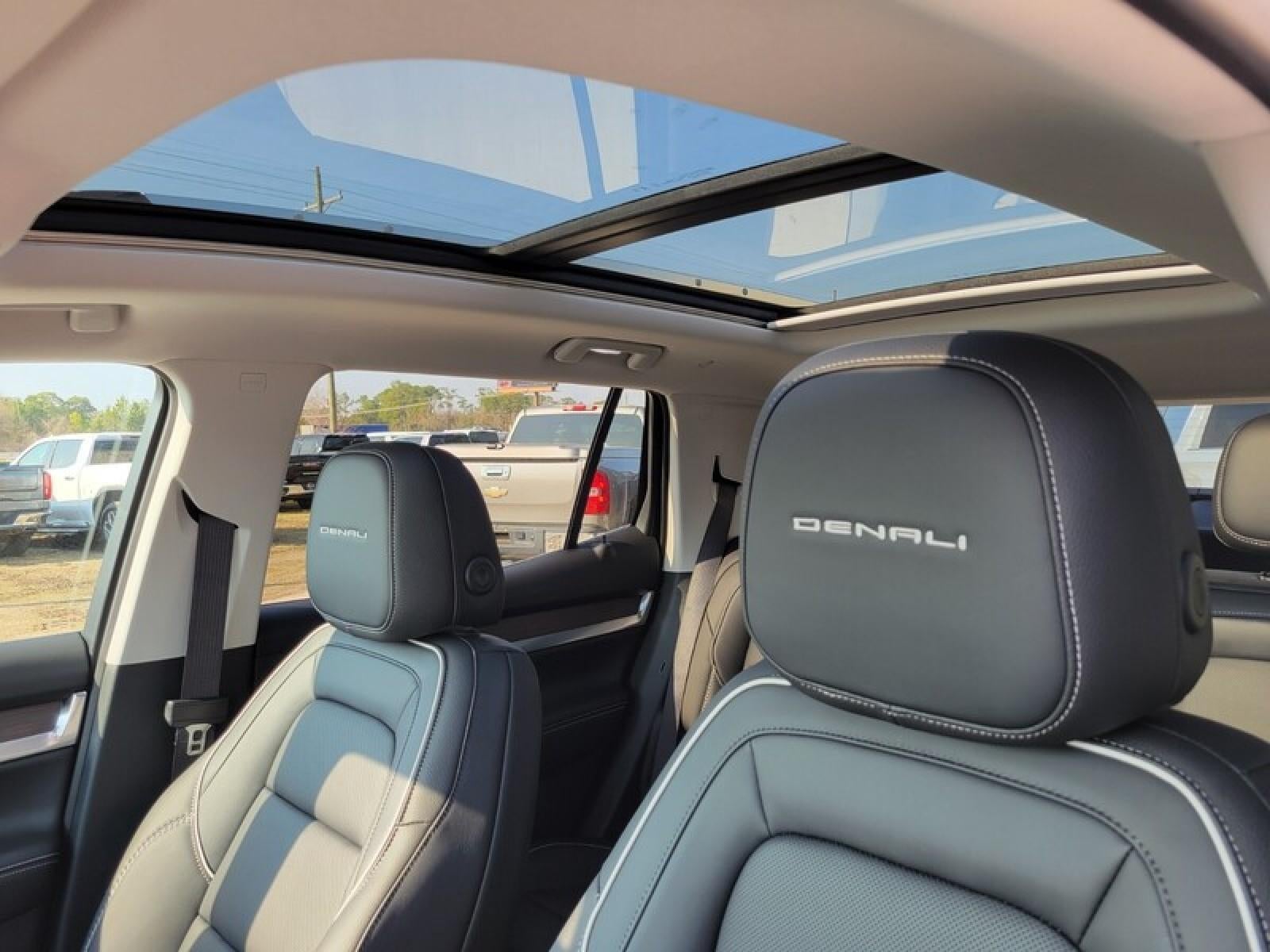 2026 GMC Terrain AWD 4dr Denali