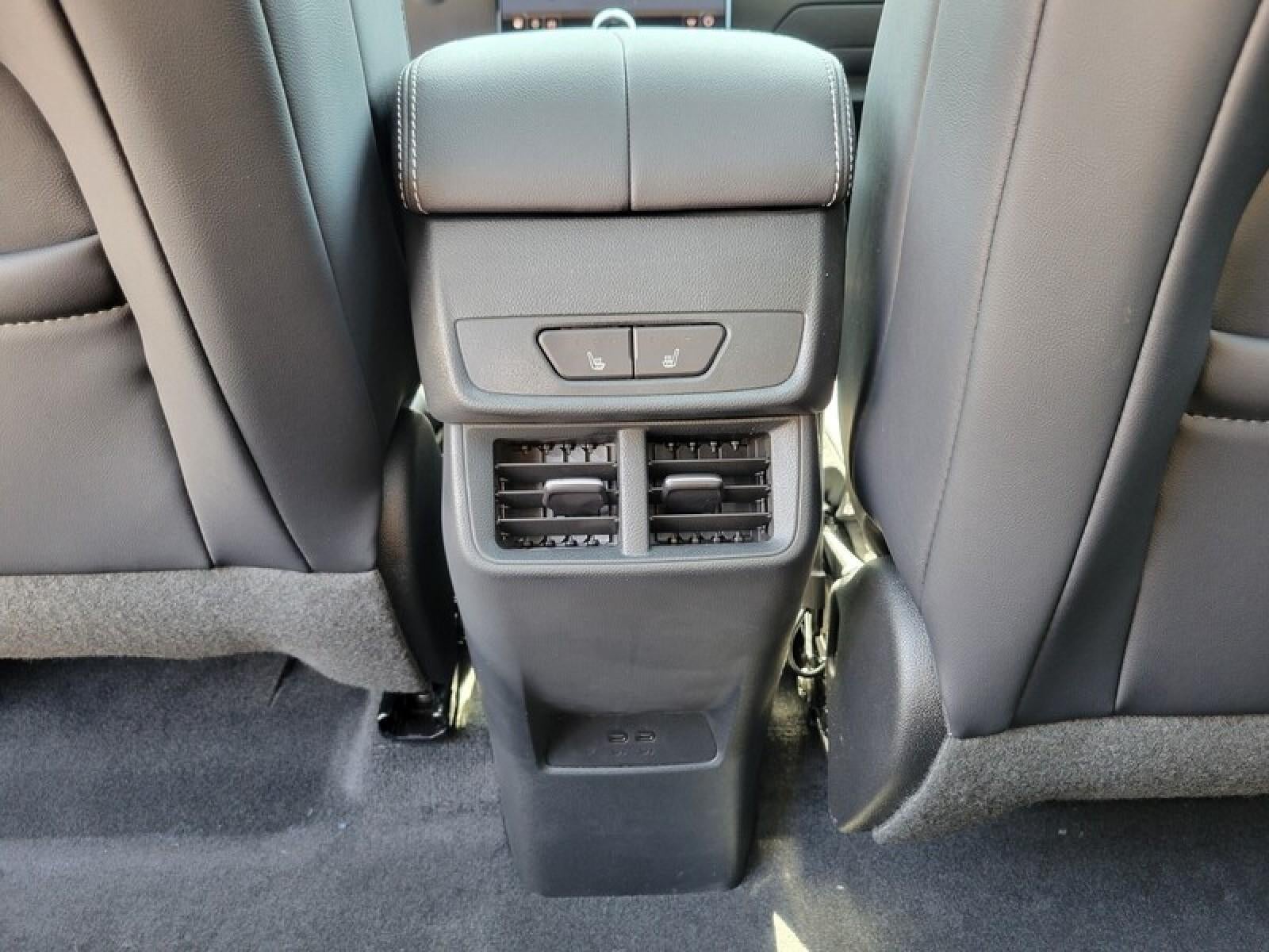2027 GMC Terrain AWD 4dr Denali