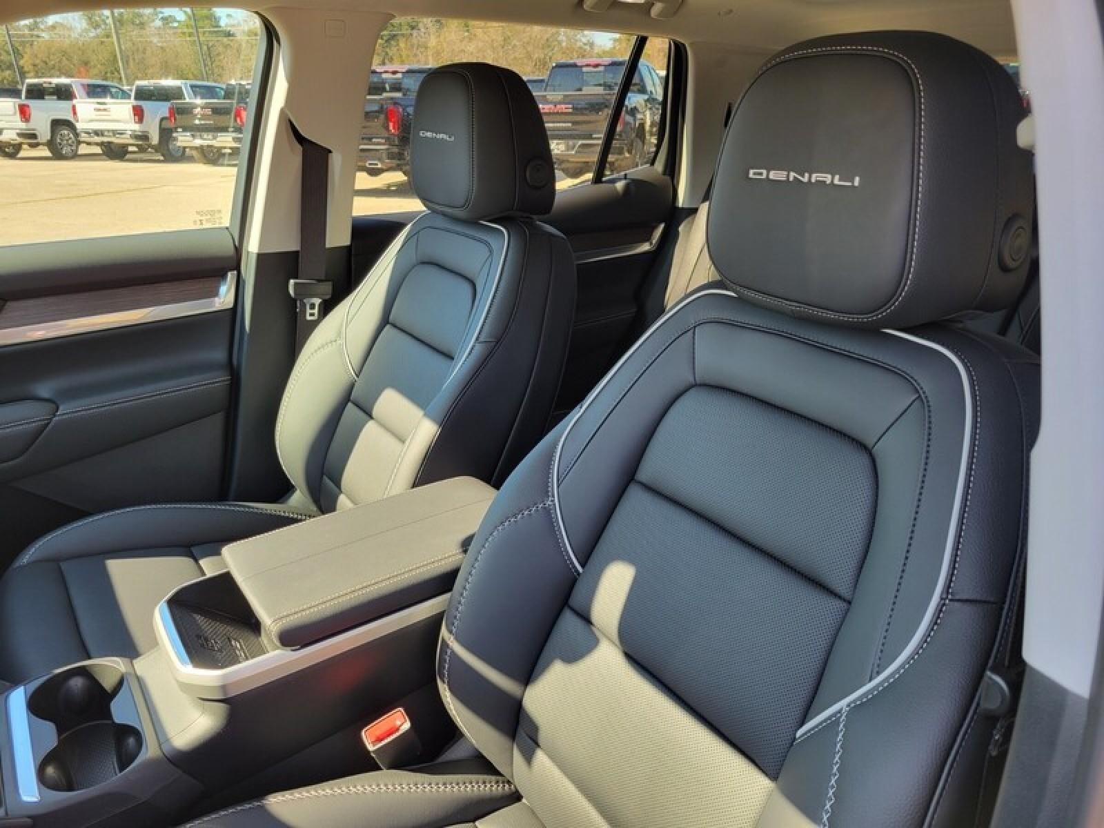 2026 GMC Terrain AWD 4dr Denali