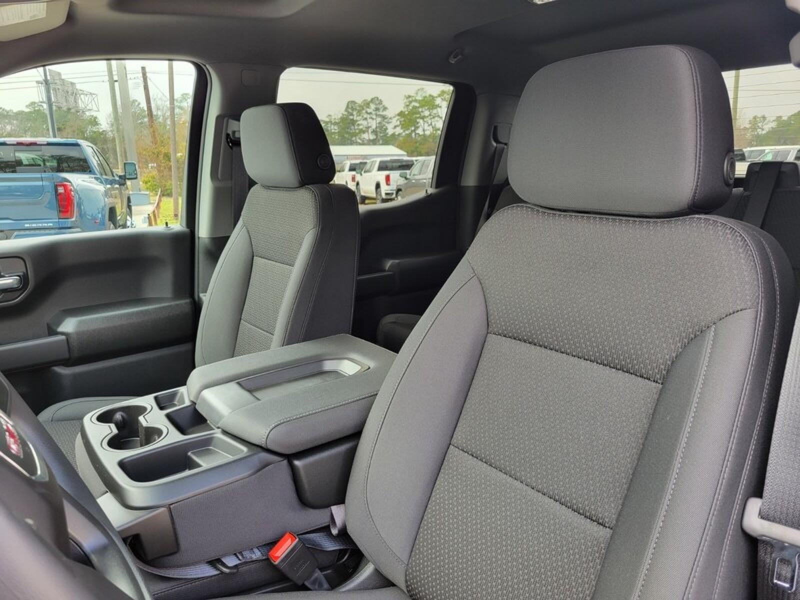 2026 GMC Sierra 1500 Crew Cab Short Box 2-Wheel Drive Pro