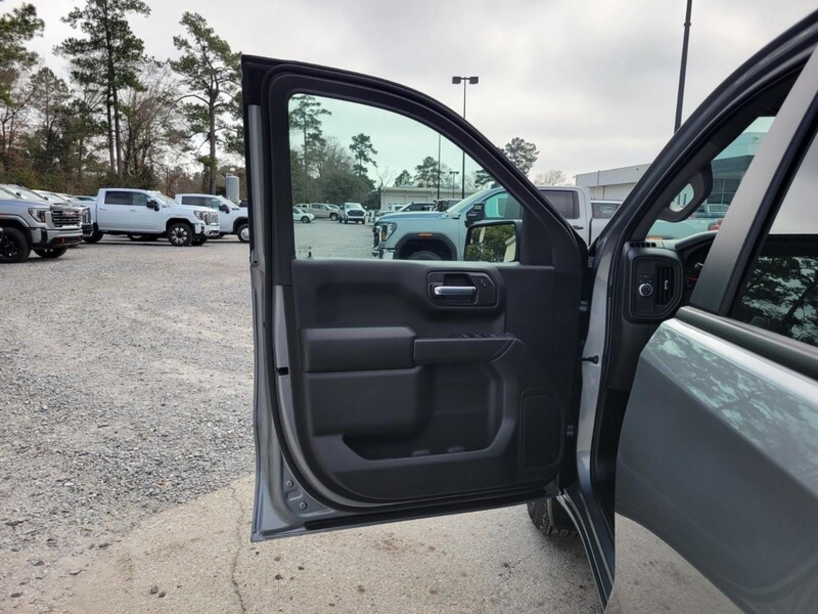 2026 GMC Sierra 1500 Crew Cab Short Box 2-Wheel Drive Pro