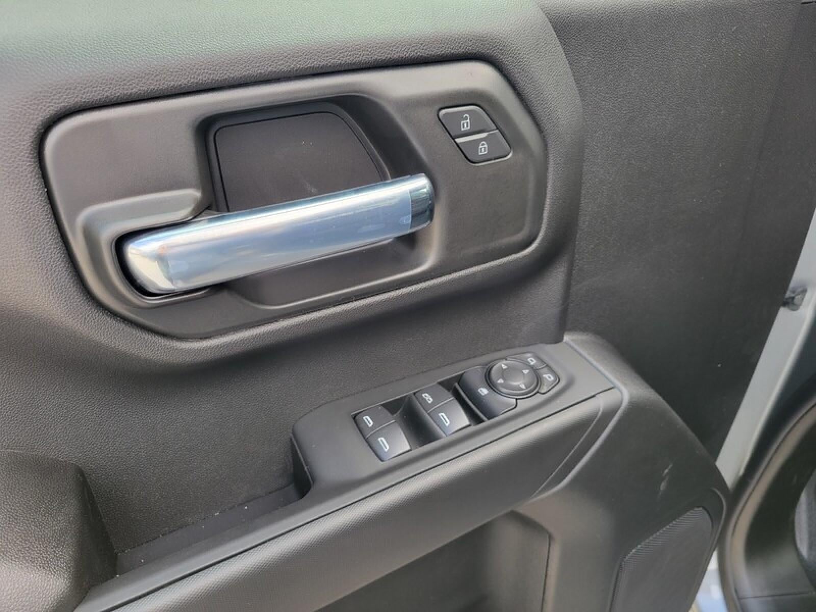 2026 GMC Sierra 1500 Crew Cab Short Box 2-Wheel Drive Pro