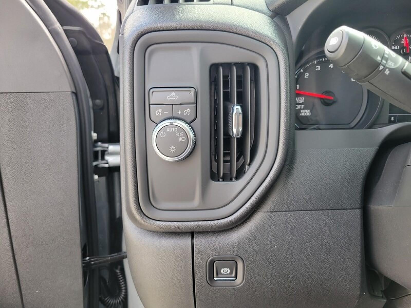 2026 GMC Sierra 1500 Crew Cab Short Box 2-Wheel Drive Pro