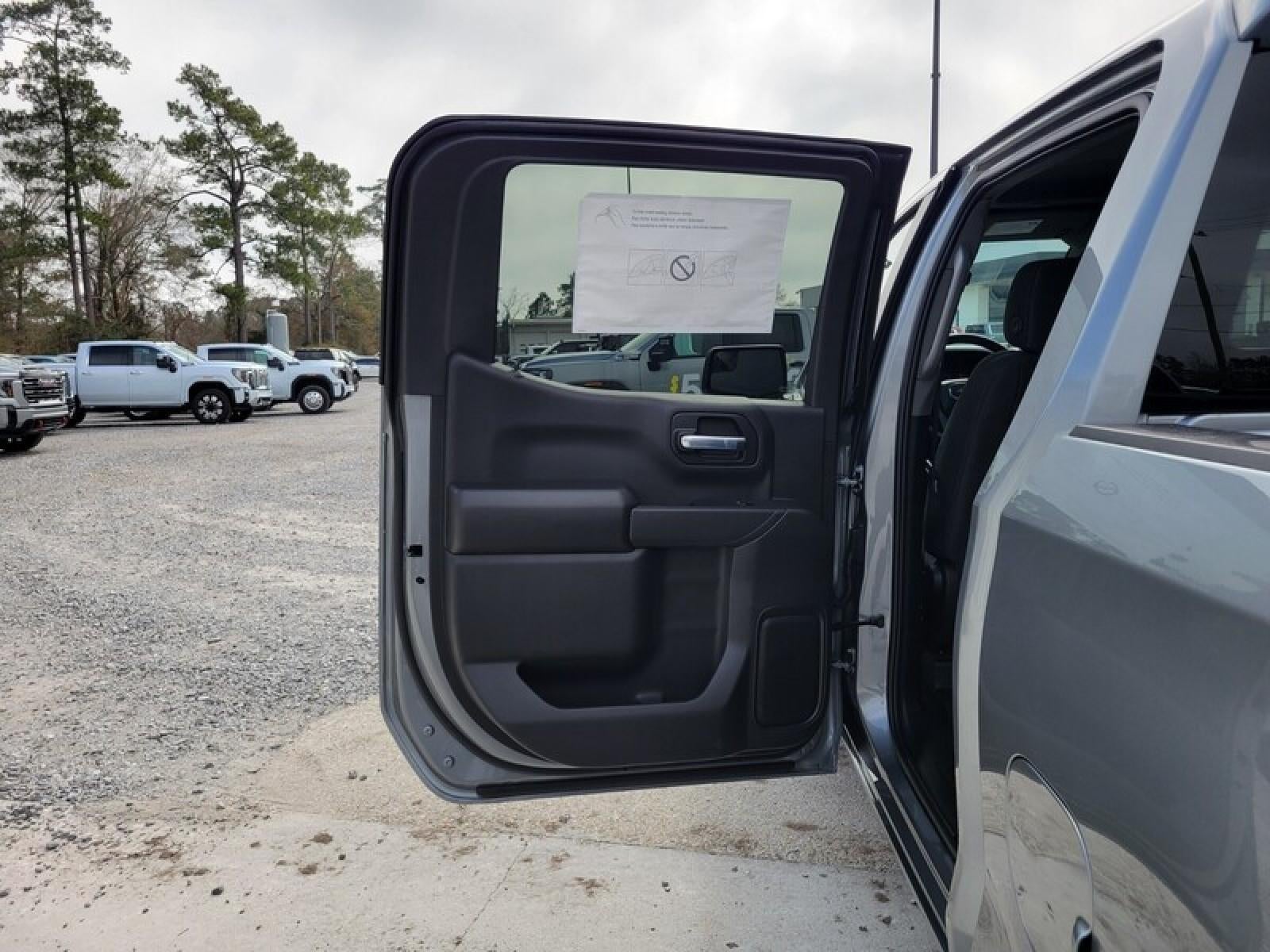 2026 GMC Sierra 1500 Crew Cab Short Box 2-Wheel Drive Pro